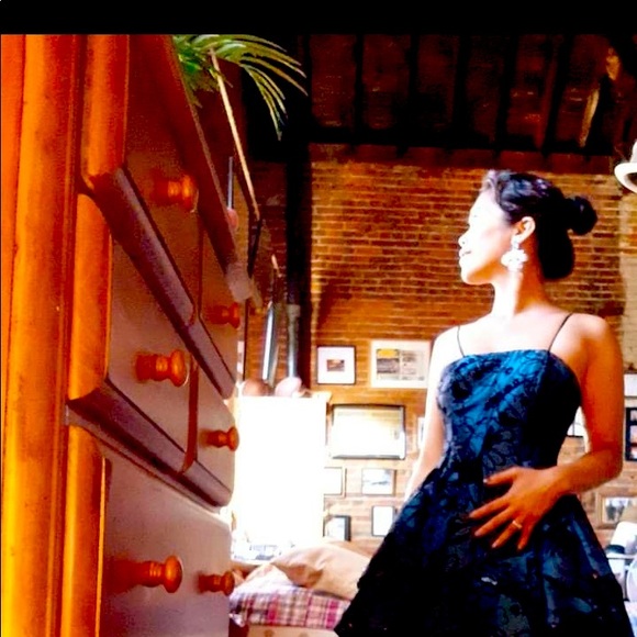 Meet your Posher, Analie - Picture 1 of 1